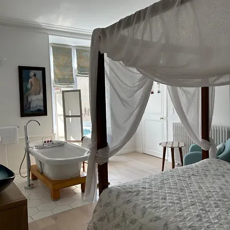 Les Portes Bleues Bed & Breakfast Ay-Champagne